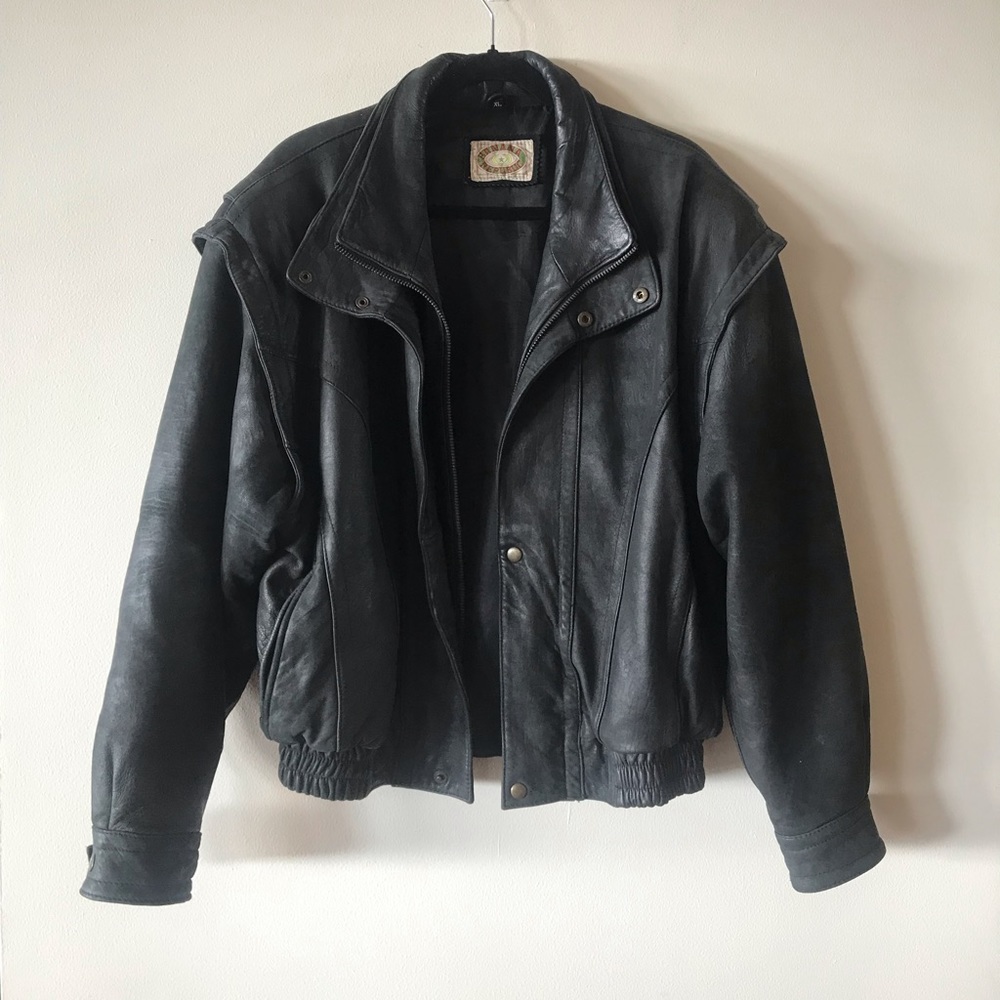 ❌ SOLD ❌ Vintage 90’s Leather Banana Republic Bomber Motorcycle Jacket size XL